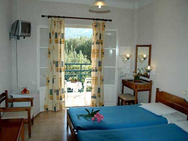 Paradise Hotel Samos Town Exterior photo